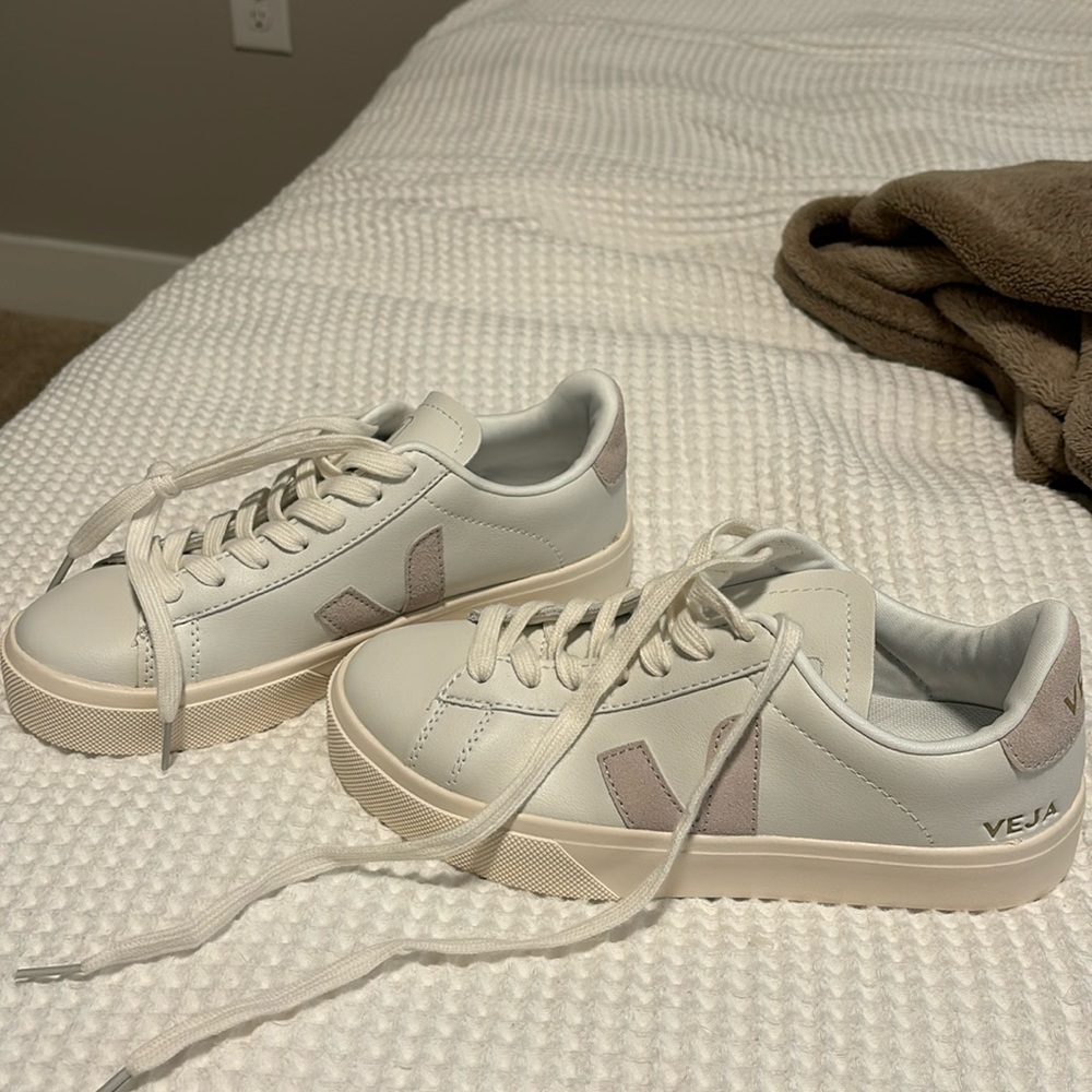 Veja campo sneakers (dhgate)